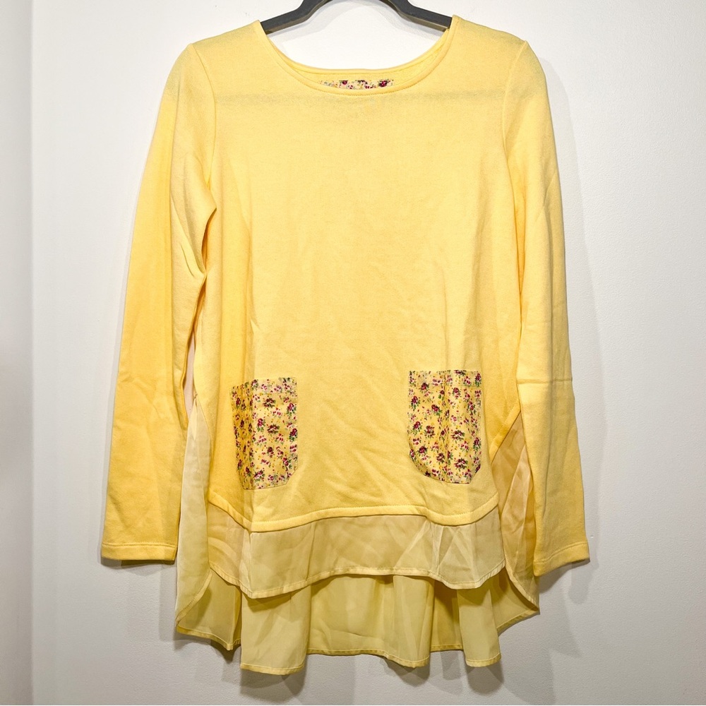 NWT Evy’s Tree Yellow Tunic with Floral Pockets